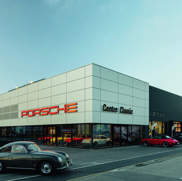 Porsche Classic Center Genève - La roue du temps